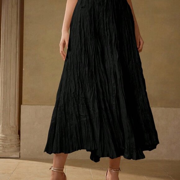 Black Elegant Women's Pleated Flowy Skirt - Picture 5 of 8
